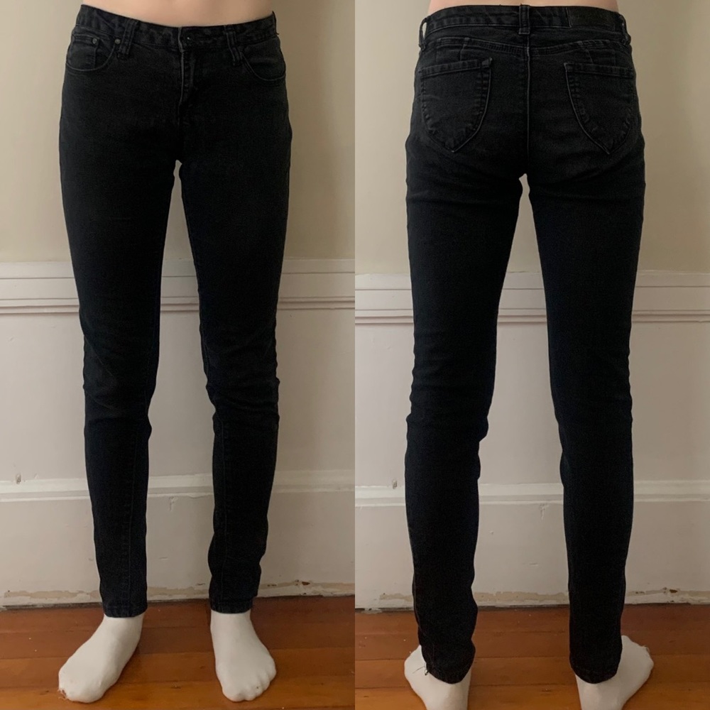 Monkey Ride Black Skinny Jeans (black, size 1)